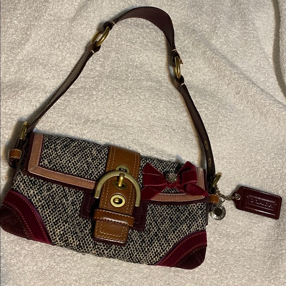 “As Is” Wool Bag - Picture 3 of 16